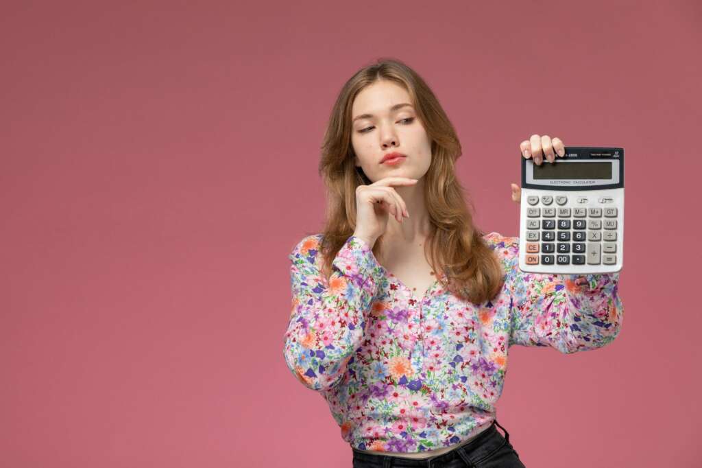 Las empresas que quieran acceder al nuevo gravamen del 25% tendrán que cumplir requisitos como mantener el empleo. Foto: Freepik.