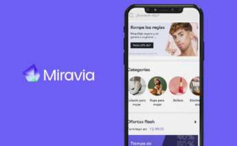 El logo de Miravia junto con un smartphone con su aplicación