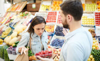 Casi la mitad de los alimentos afectados por la reducción del IVA han aumentado su precio. Foto: Envato