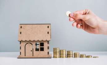 Las agencias inmobiliarias suelen cobrar entre el 3% y 7% del precio. Foto: Freepik,