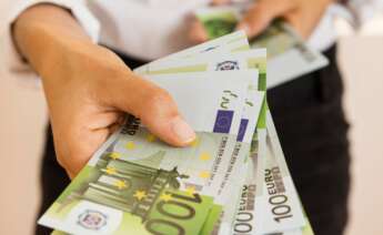 El mínimo IRPF con el salario mínimo.Freepik.