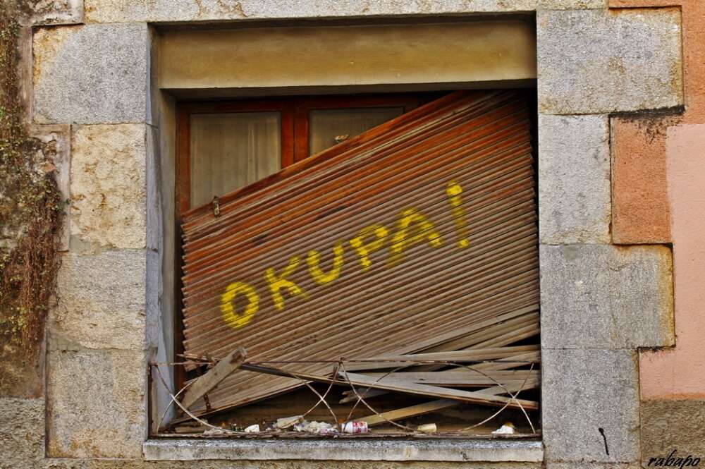 Las comunidades autónomas donde más se ha reducido las okupaciones han sido Cantabria, Baleares y Aragón. Foto: Envato