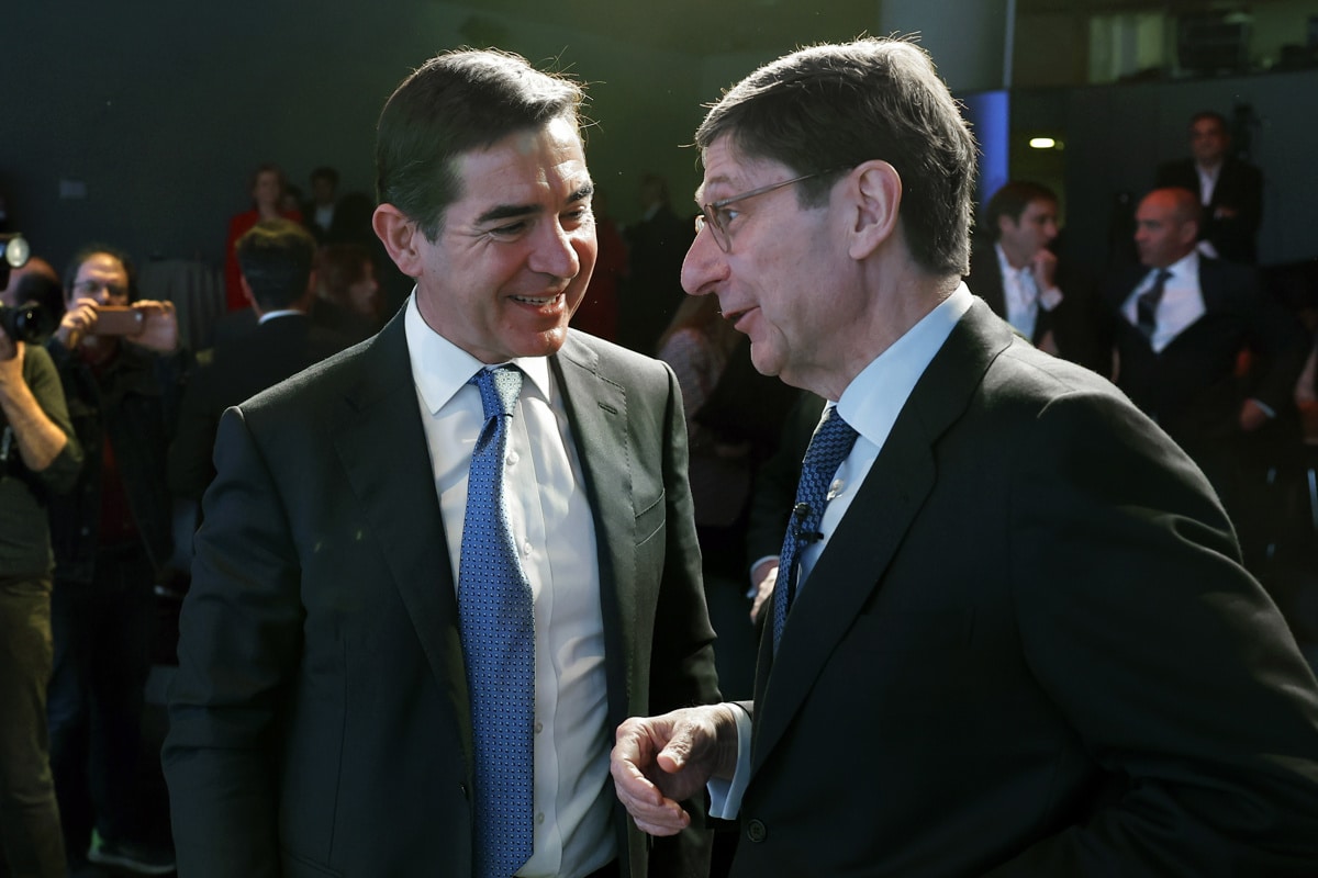 Carlos Torres, presidente de BBVA, y J.Ignacio Goirigolzarri, presidente de Caixabank Banca española