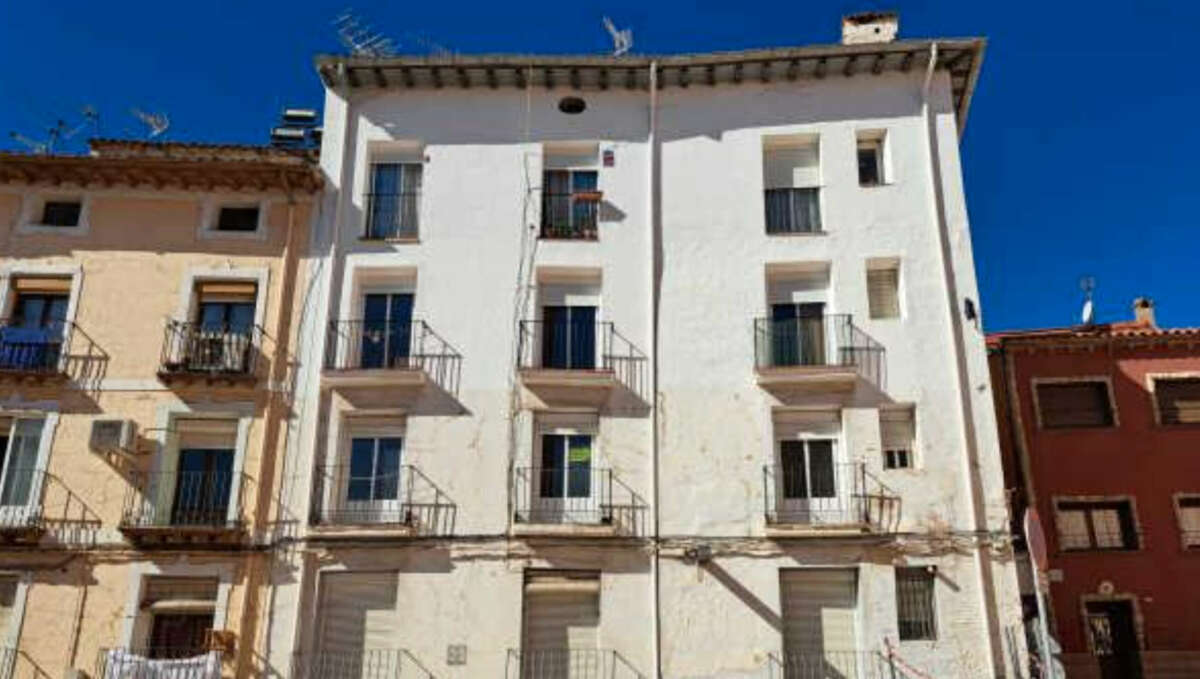 La vivienda situada en Calatayud se vende por 22.000 euros. Foto: Servihabitat.