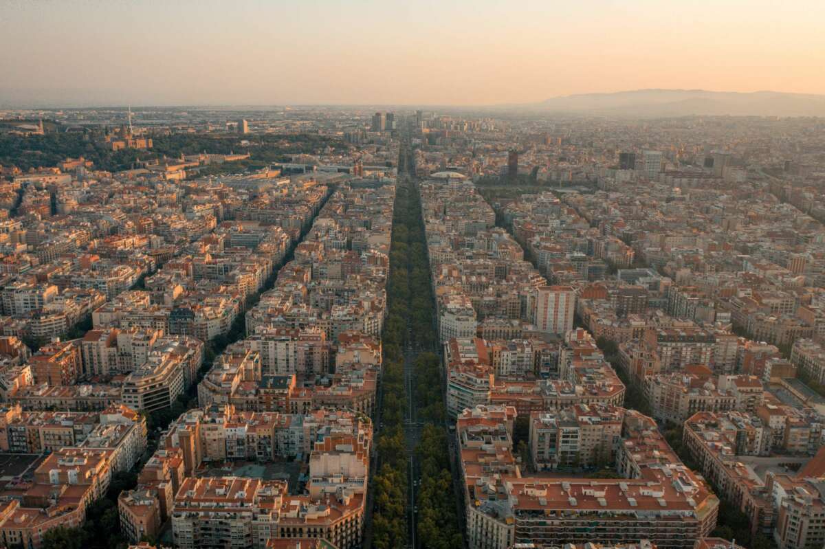 Las ofertas inmobiliarias de BBVA en Barcelona son un testimonio de que el sueño de la vivienda propia es alcanzable para todos. Foto: Envato