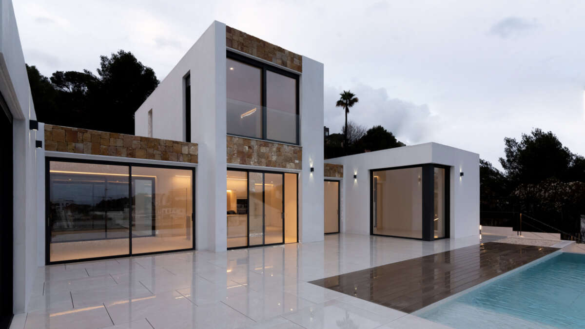 El modelo Mallorca es una de las casas modulares premium de la compañía. Foto: Inhaus.