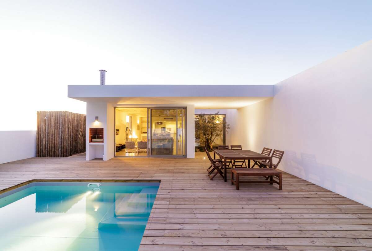These incredible design prefabricated houses can be purchased from 25,000 euros