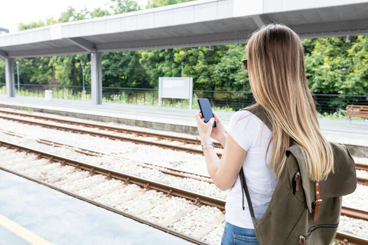  los trenes Avant entre Ourense y A Coruña, Madrid y Salamanca y Murcia y Alicante 