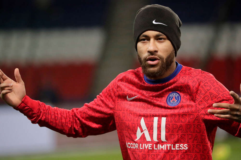 Neymar, durante un entrenamiento con el PSG