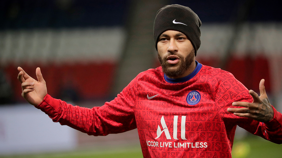 Neymar, durante un entrenamiento con el PSG