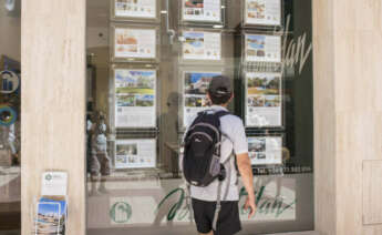 ANA alerta sobre nuevas estrategias para eludir la Ley de Vivienda. EFE/ David Arquimbau Sintes