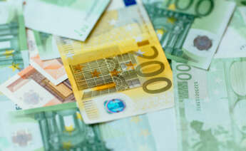 Openbank regala 350 euros a quienes contraten una de sus hipotecas. Imagen: Freepik.