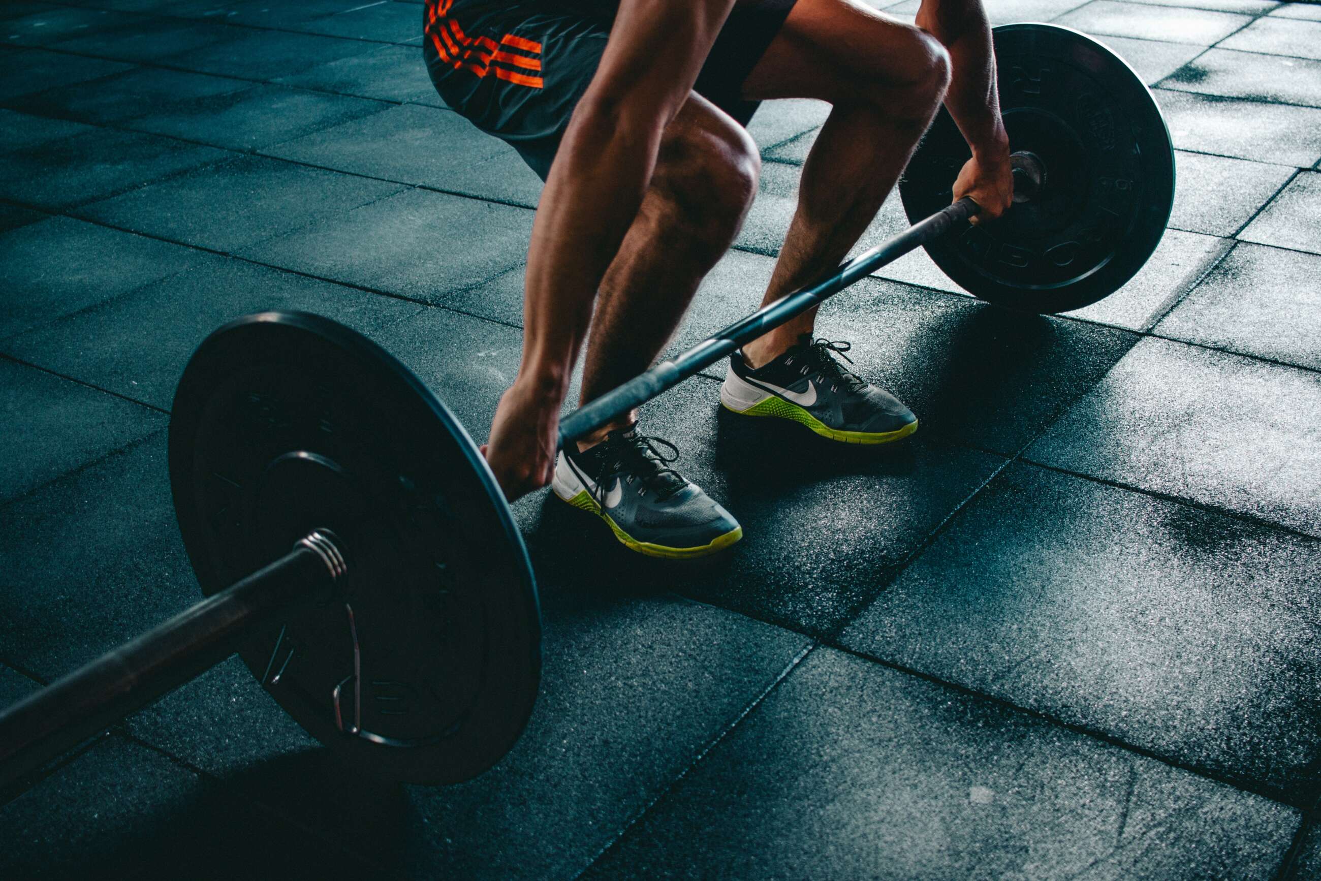 Algunos alimentos son indispensables para la recuperación del tejido muscular. Foto: Pexels.