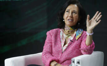 BILBAO, 23/10/2023.-La presidenta del banco Santander Ana Botín, durante su intervención este lunes el XXVI Congreso Nacional de la Empresa Familiar, que se celebra en Bilbao EFE/Luis Tejido.