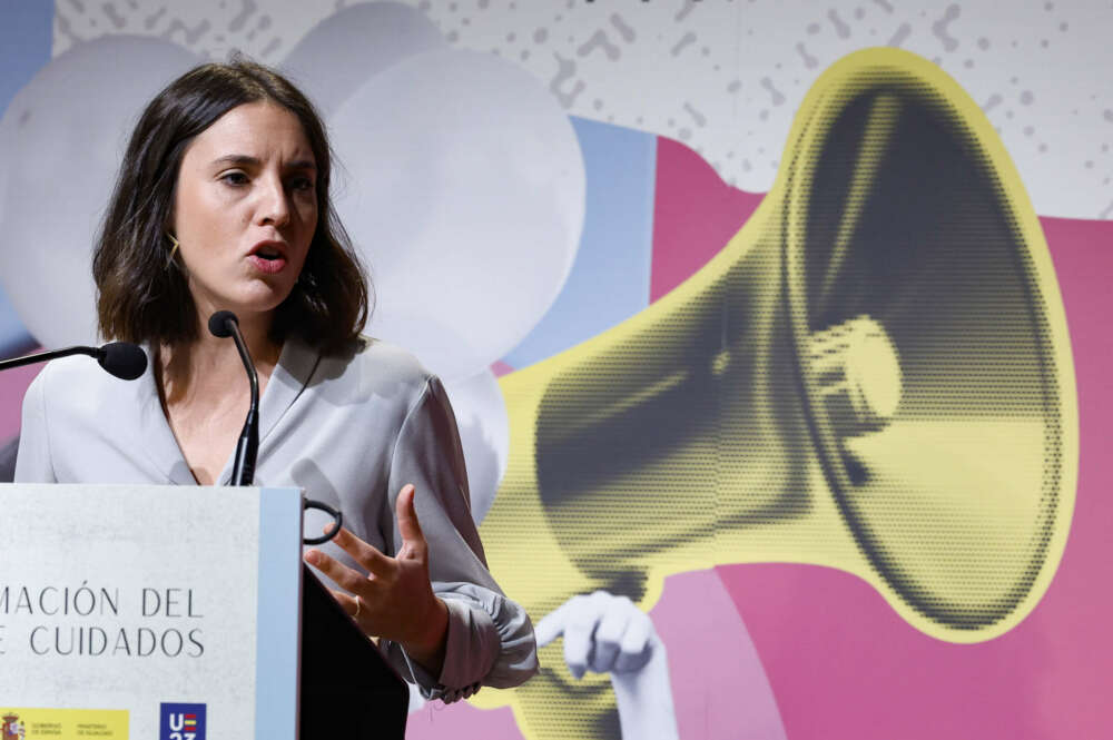 MADRID, 18/10/2023.- La ministra de Igualdad, Irene Montero, durante su intervención en la reunión de alto nivel sobre la Transición de Sistemas de Cuidados hacia Modelos Centrados en las Personas y en la Comunidad, este miércoles en Madrid. EFE/Chema Moya