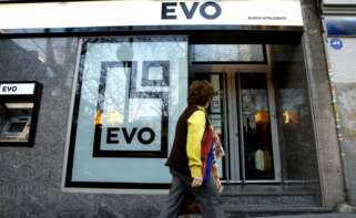 Oficina Evo Banco. Foto Kote Rodrigo – EFE