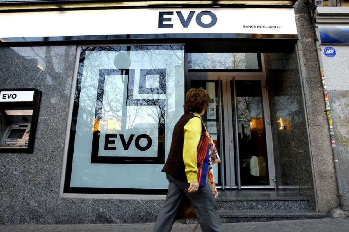 Evo Banco ofrece una cuenta remunerada al 2%. Foto Kote Rodrigo – EFE