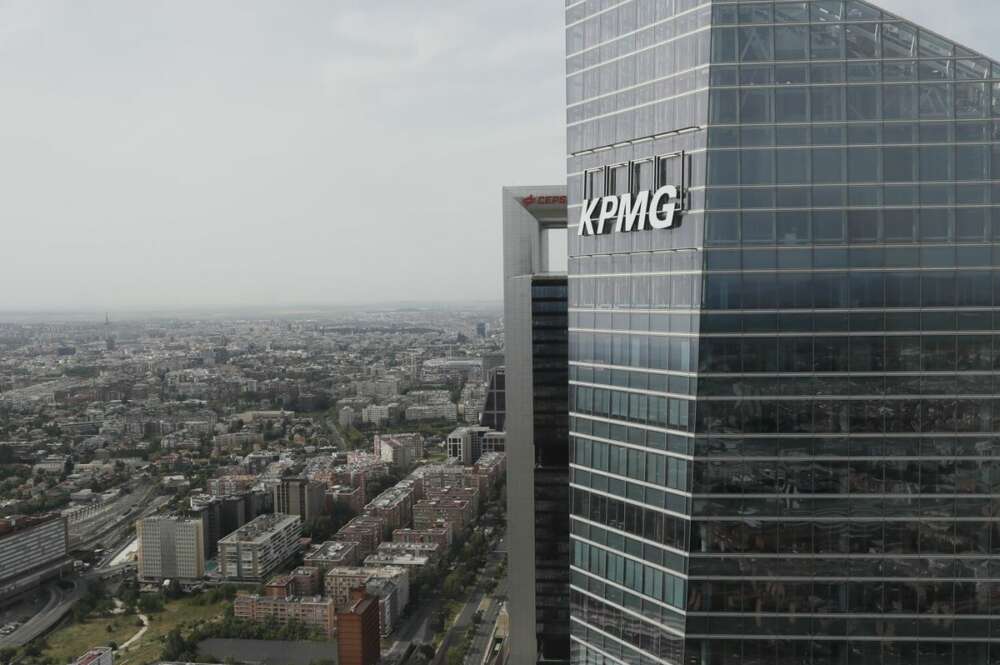 Torre Cristal, sede de KPMG. España. EFE