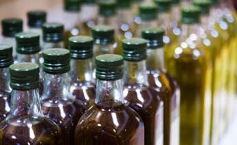 El aceite de oliva es el nuevo oro líquido. Imagen: Freepik.
