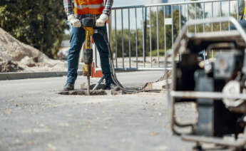 Los trabajadores de la construcción tienen los niveles más altos de felicidad. Foto: Envato