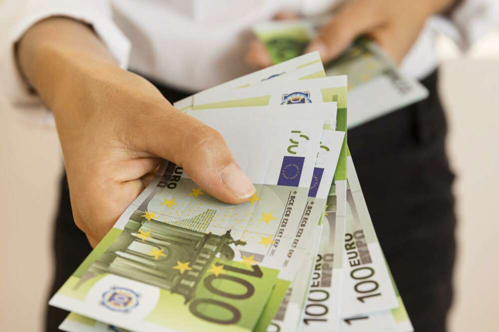 Con Endesa puedes conseguir hasta 160 euros por recomendar sus tarifas. Imagen: Freepik.