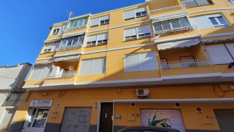 El piso emplazado en Monóvar consta de tres dormitorios. Foto: Diglo.