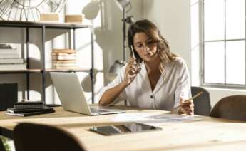 El teletrabajo permite mejorar la conciliación familiar. Imagen: Freepik.