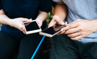 Parlem es la operadora móvil mejor valorada por el servicio de telefonía móvil. Foto: Freepik.
