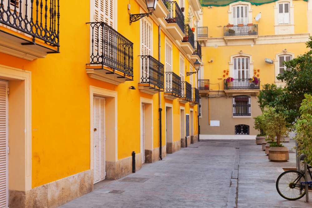 Tarragona o Ciudad Real son algunas de las provincias que concentran una gran parte de las viviendas más económicas. Foto: Freepik.