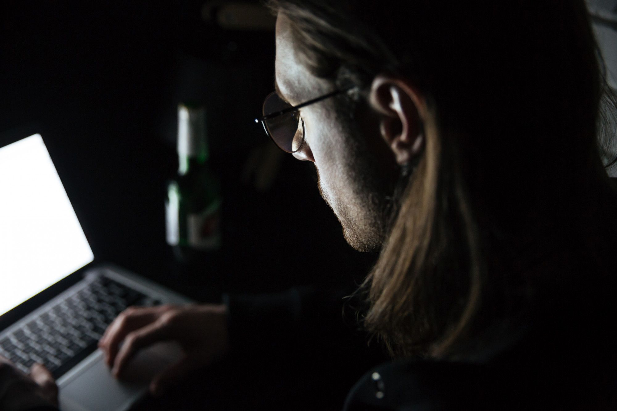El 'phishing' es una práctica fraudulenta en la que se suplanta la identidad de una red social, empresa o entidad pública. Foto: Freepik.