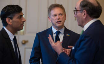 El presidente de Iberdrola, Ignacio Galán, junto al primer ministro británico, Rishi Sunak, y el secretario de Estado de Defensa del Reino Unido, Grant Shapps. Foto: Iberdrola.
