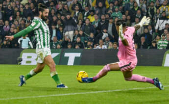 Isco durante un partido con el Betis