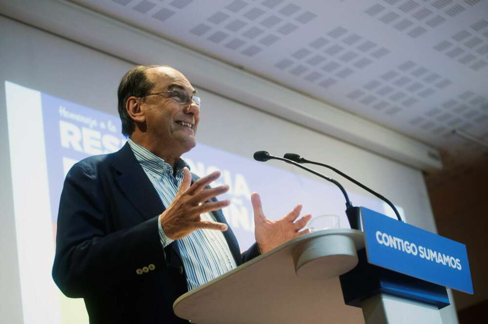 GRAF884. BARCELONA, 02/11/2019.- Alejo Vidal-Quadras participa en un acto en Barcelona al que ha asistido la cabeza de lista del PP al Congreso por Barcelona, Cayetana Álvarez de Toledo, con el título "Homenaje a la resistencia en Cataluña" EFE/Marta Pérez