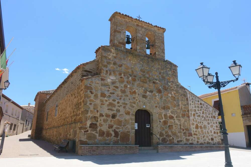 La población de Hontanar ronda los 150 habitantes. Foto: Freepik.