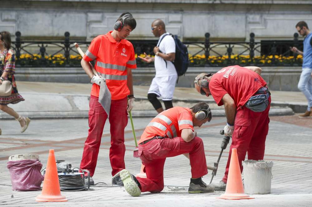 Los salarios por convenio suben el 3,49% hasta noviembre. inflación. Foto EFE-Luis Tejido