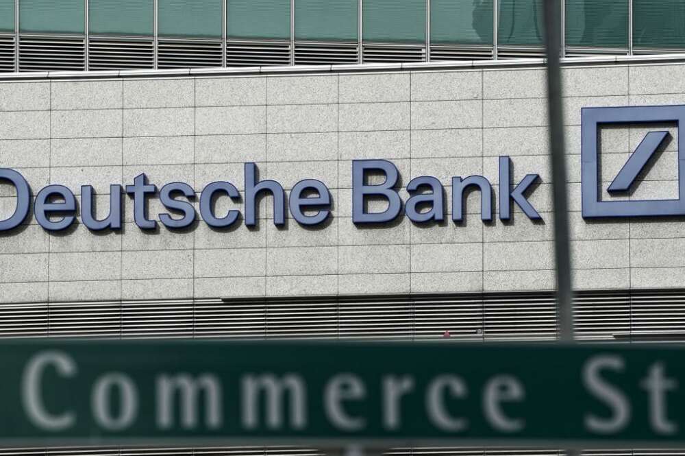 Fachada con logo de Deutsche Bank. EFE
