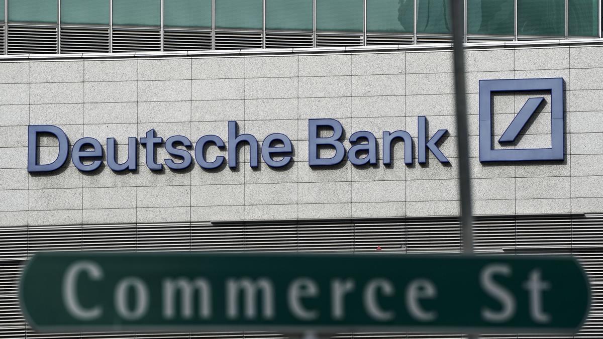 Fachada con logo de Deutsche Bank. EFE