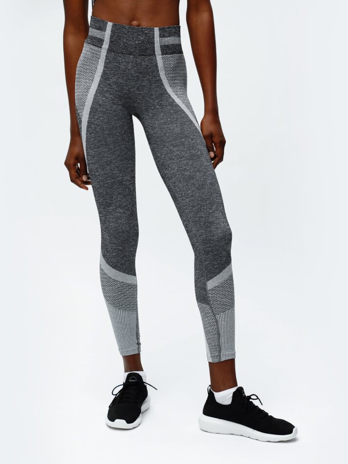 Los leggings deportivos seamless de Stradivarius