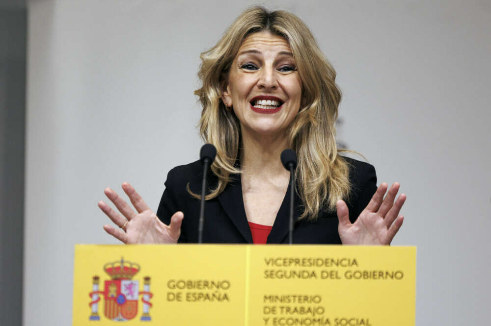 La ministra de Trabajo, Yolanda Díaz durante la rueda de prensa tras la reunión con los secretarios generales en Castilla y Leon de CCOO y UGT en Madrid. EFE/Sergio Pérez