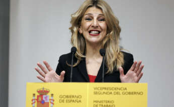 La ministra de Trabajo, Yolanda Díaz durante la rueda de prensa tras la reunión con los secretarios generales en Castilla y Leon de CCOO y UGT en Madrid este miércoles. EFE/Sergio Pérez