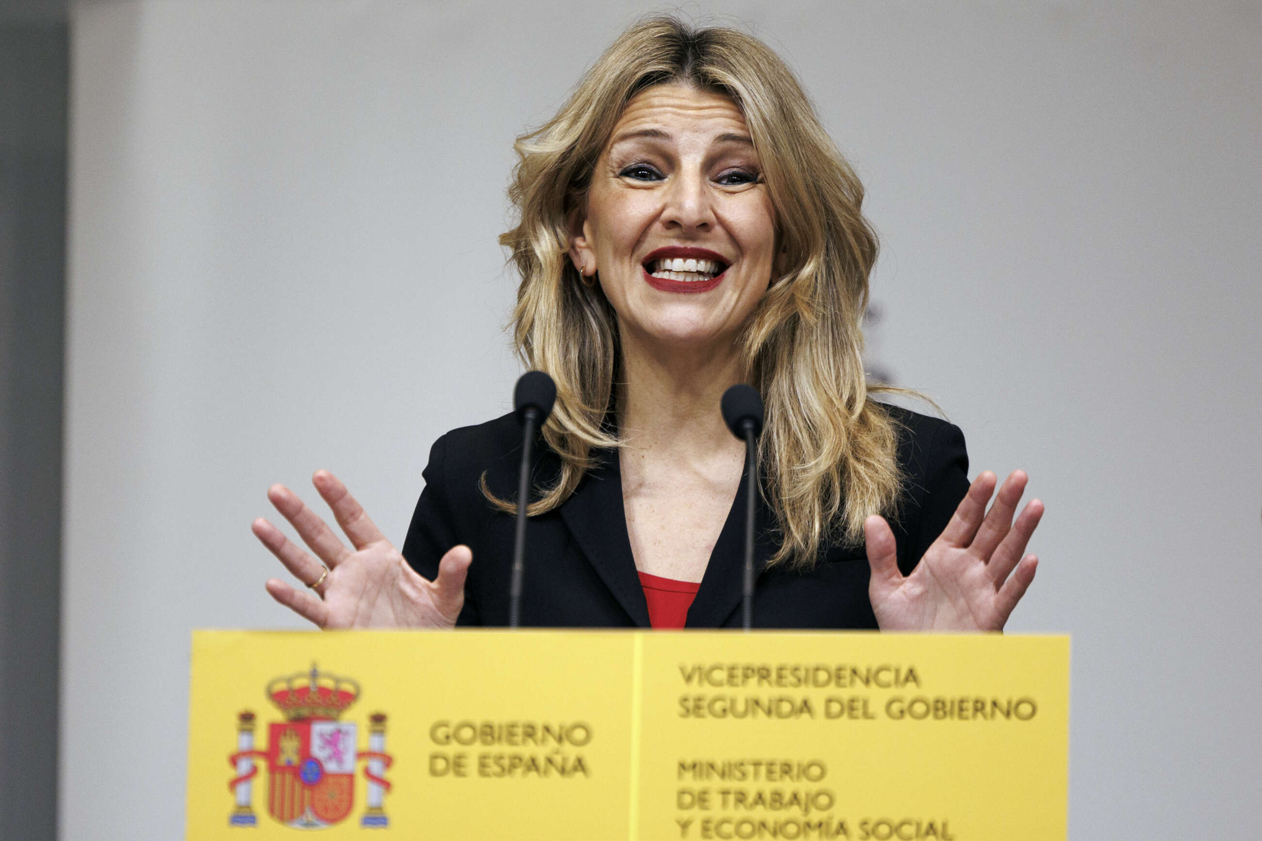 La ministra de Trabajo, Yolanda Díaz durante la rueda de prensa tras la reunión con los secretarios generales en Castilla y Leon de CCOO y UGT en Madrid este miércoles. EFE/Sergio Pérez