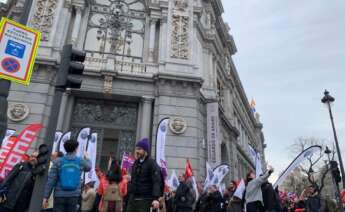 Delegados sindicales de la banca en la manifestación del 8 de febrero. @Alejandro_MDV Banca Plantillas Junta del Sabadell