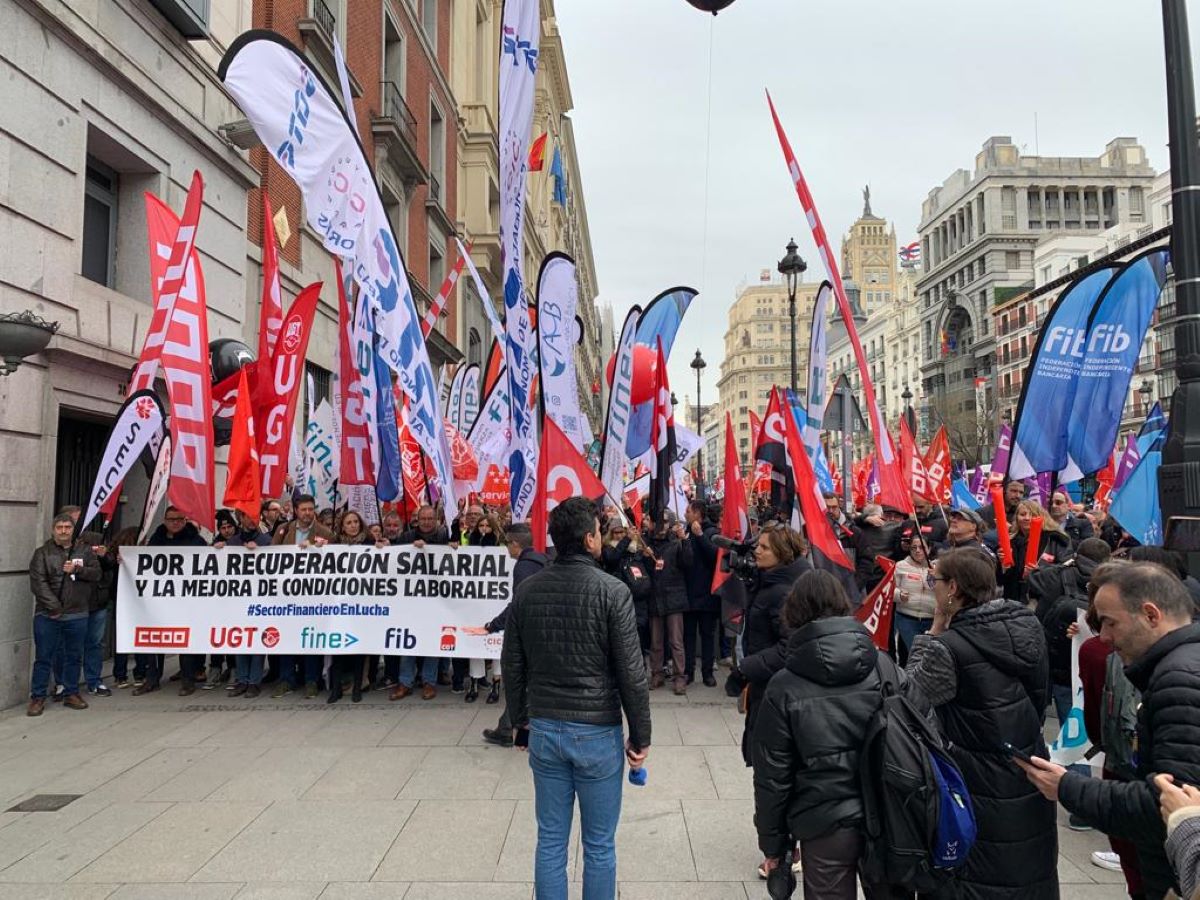 Manifestación de los empleados de la banca en Madrid. Patronales @Alejandro_MDV