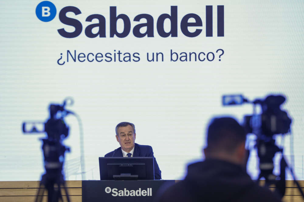 El consejero delegado de Banco Sabadell, César González-Bueno. EFE/Toni Albir Fusión entre Sabadell y Unicaja