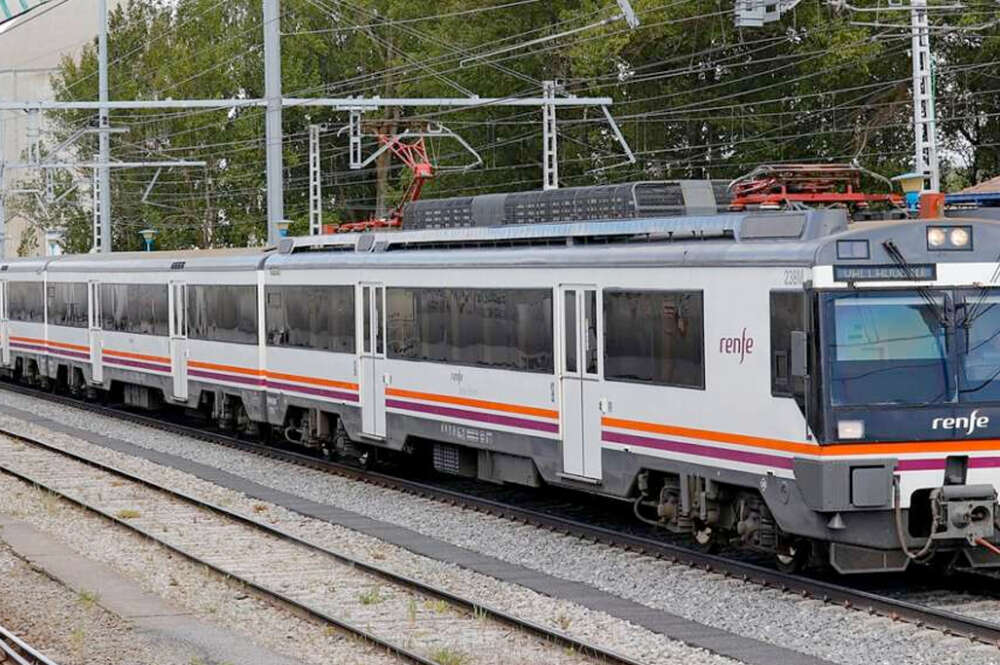 Tren en Mataporquera (Cantabria). Foto Wikipedia