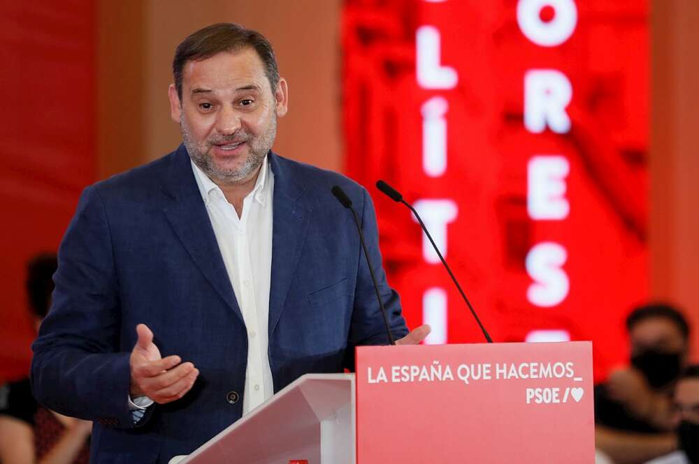 José Luis Ábalos cuando era ministro de Transportes y secretario de Organización del PSOE. Foto EFE