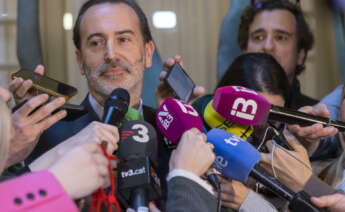 PALMA DE MALLORCA, 31/01/2024.- El presidente del Parlamento balear, Gabriel Le Senne hace declaraciones después de la reunión de La Mesa del Parlament, este miércoles. EFE/CATI CLADERA