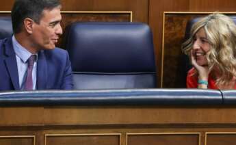 El presidente del Gobierno, Pedro Sánchez, y la vicepresidenta segunda y ministra de Trabajo, Yolanda Díaz. Foto: EFE.