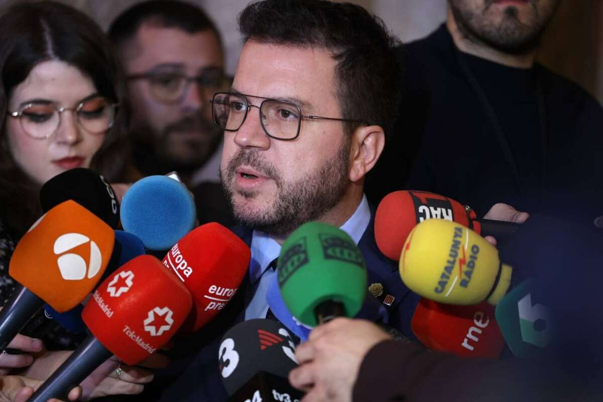 Pere Aragonès durante la atención a medios desde el Palau de la Generalitat | Foto de Rubén Moreno