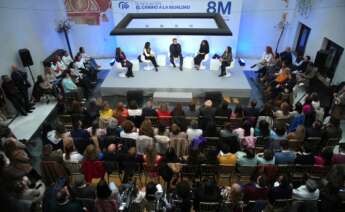 Feijóo participa en un acto del PP por el 8-M en Córdoba | Foto de David Mudarra/PP